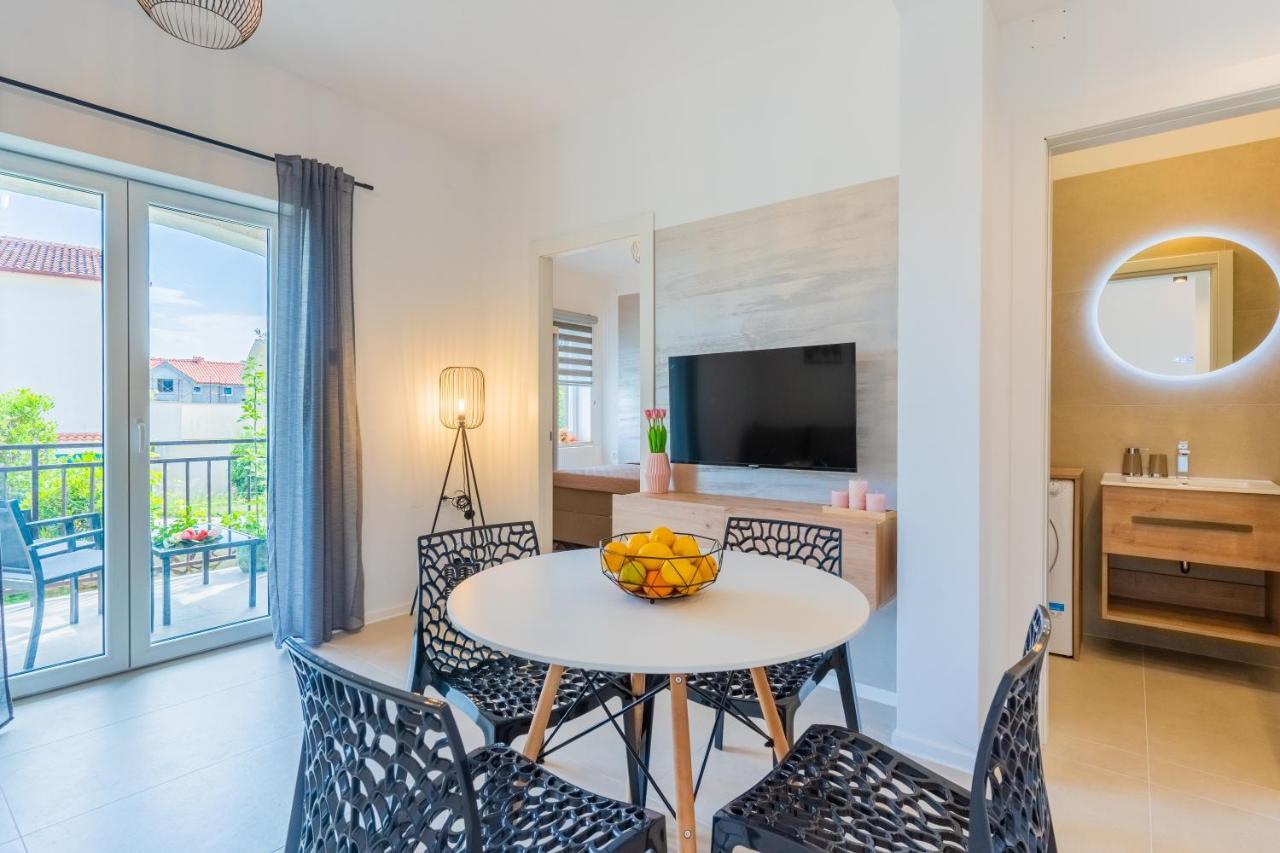 Apartments Ivanka เซรส ภายนอก รูปภาพ