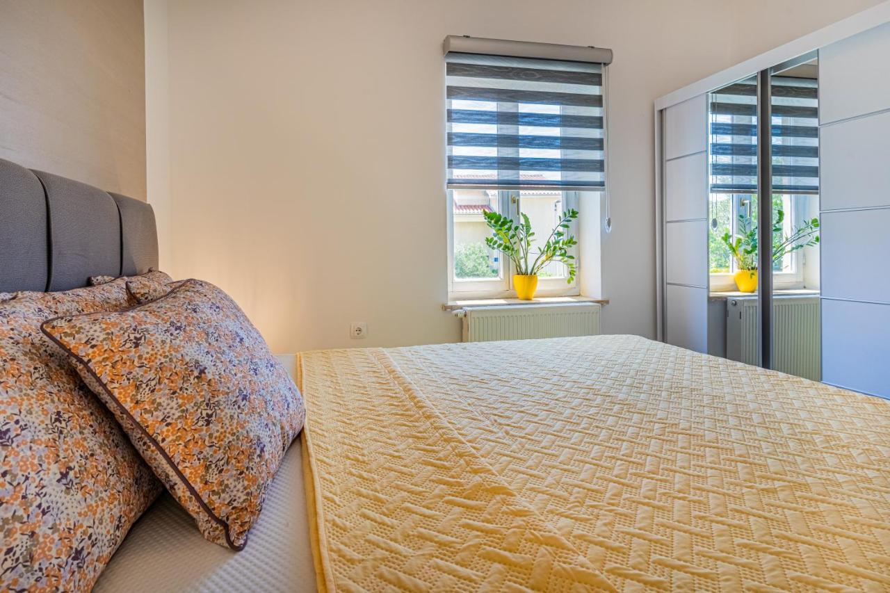Apartments Ivanka เซรส ภายนอก รูปภาพ