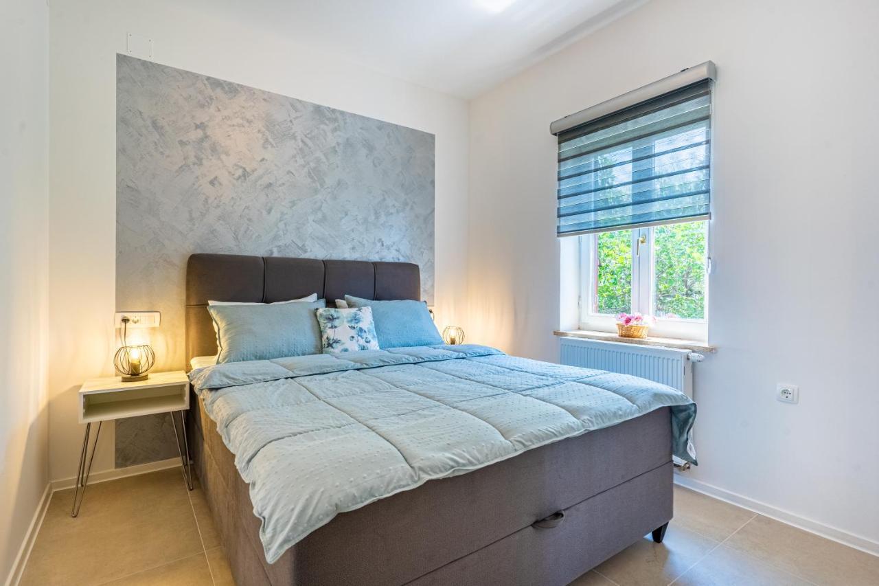 Apartments Ivanka เซรส ภายนอก รูปภาพ