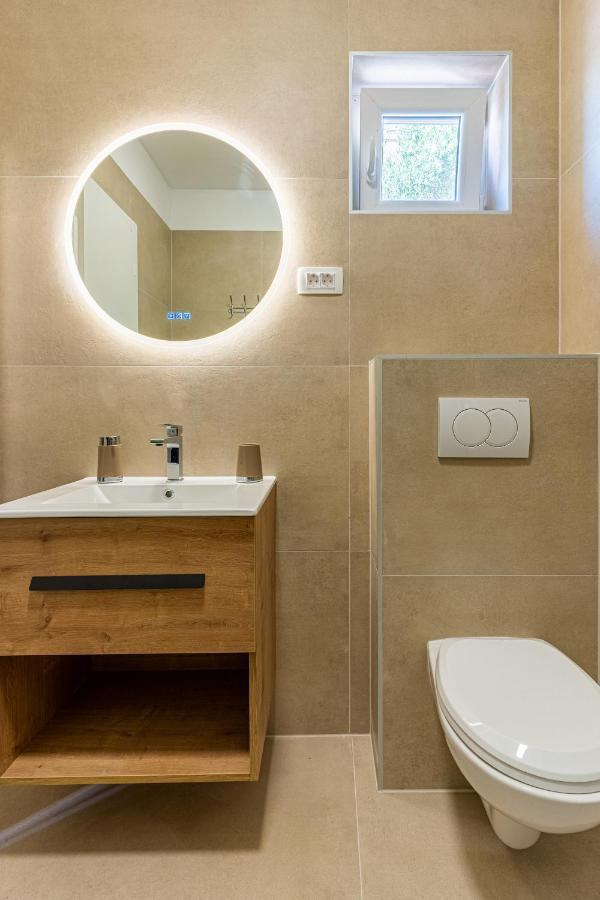 Apartments Ivanka เซรส ภายนอก รูปภาพ